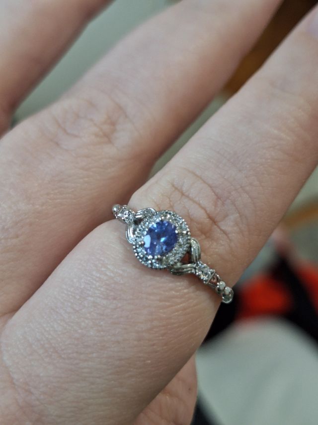 Anello in acciaio con Tanzanite naturale