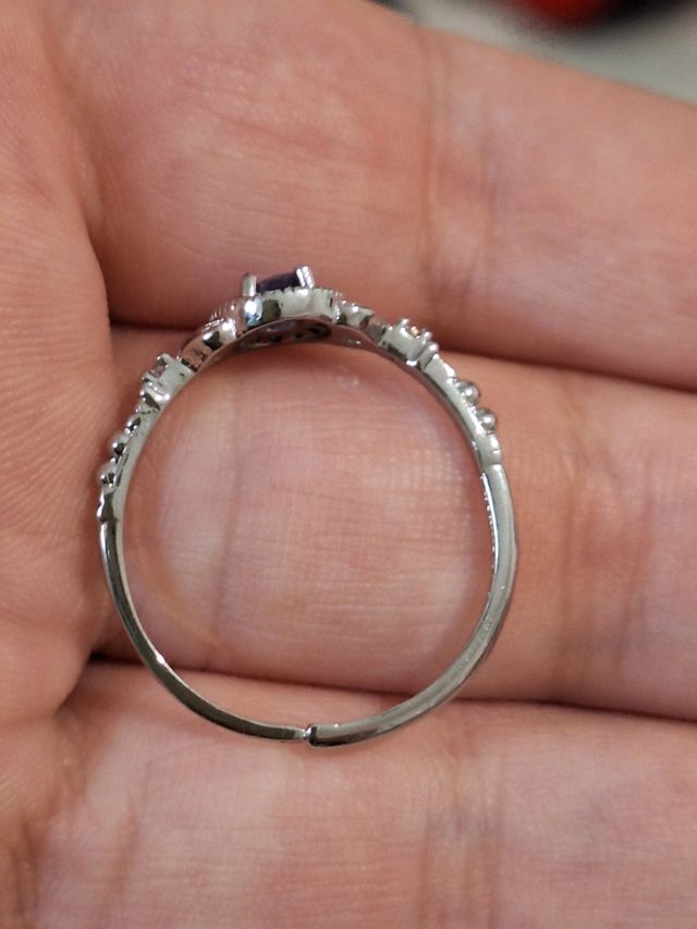 Anello in acciaio con Tanzanite naturale