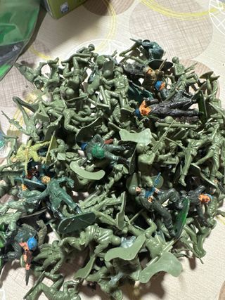 Gran lote de soldados, indios, vaqueros Montaplex