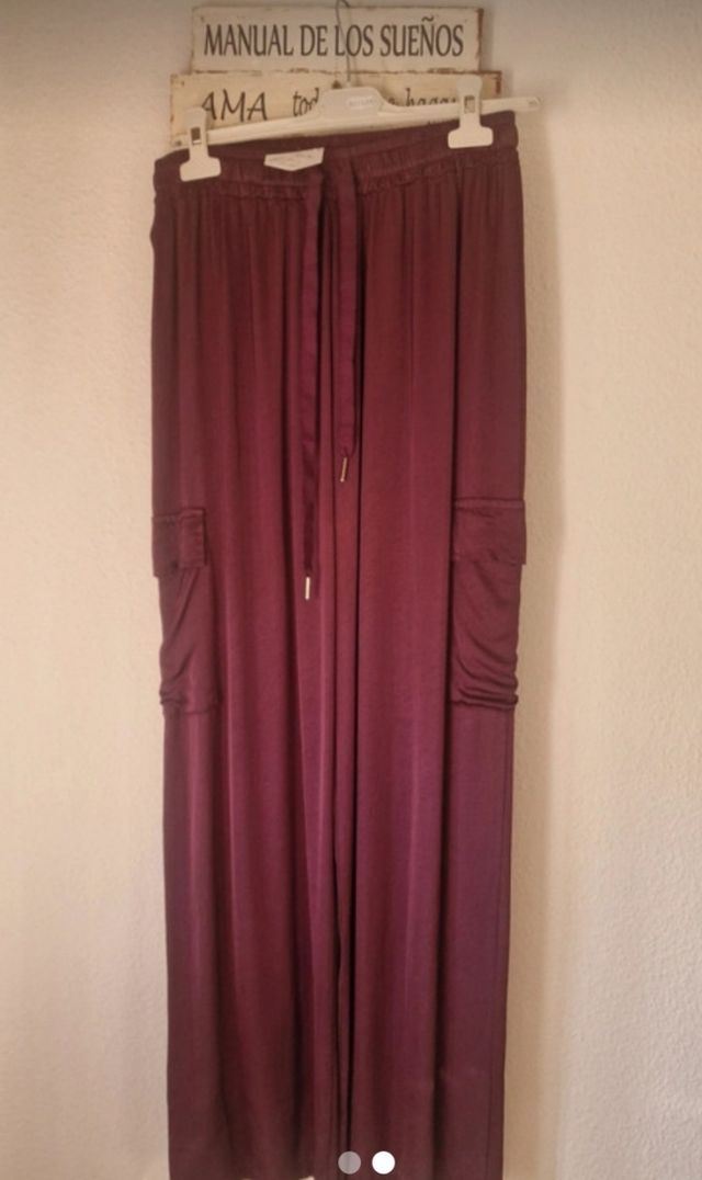 Pantalón Cargo Morado Satén