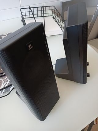 Altavoces Logitech