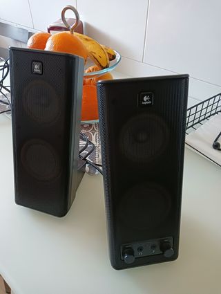 Altavoces Logitech