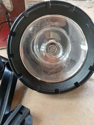 Lampada ricaricabile anche in auto