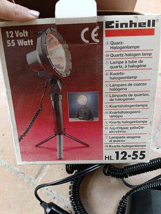 Lampada ricaricabile anche in auto