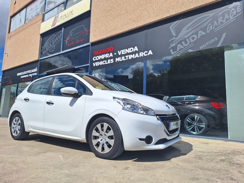Peugeot 208 1.4HDi Business Line 2014