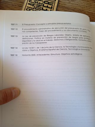 Ayudantes de Investigación de los Organismos Pú...