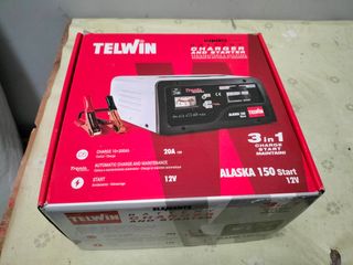 Cargador baterias 12v enchufe a 230V