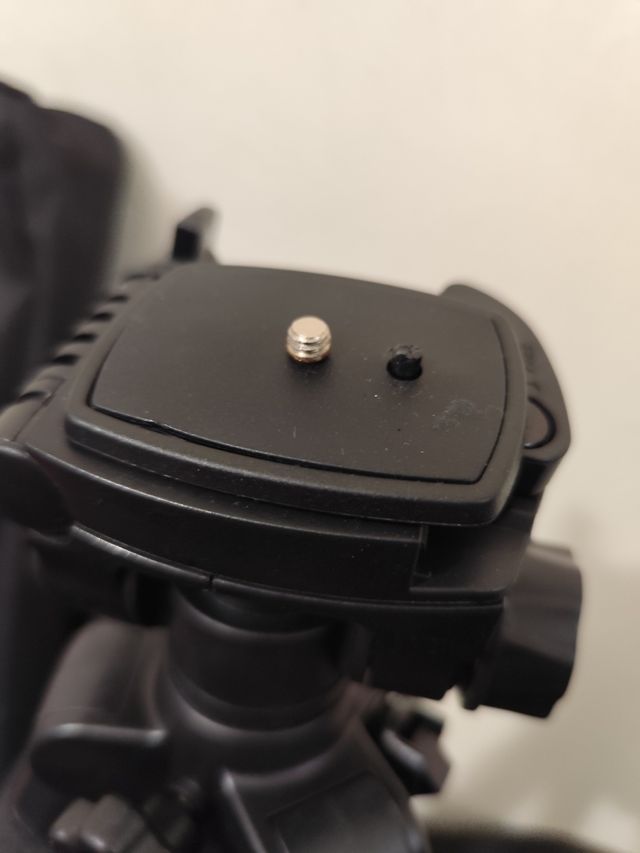 Trípode Ligero cámara ZOMEI Z666