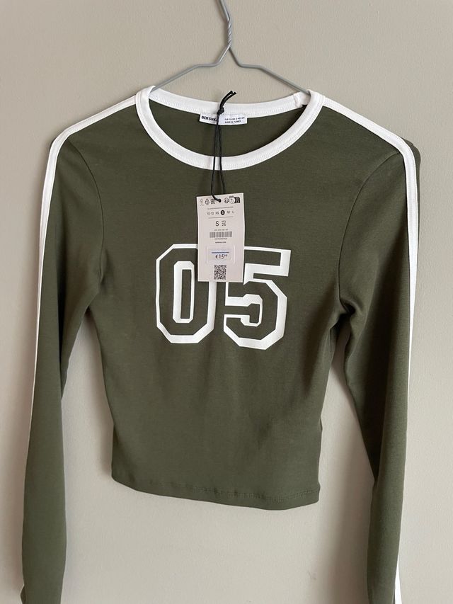 Camiseta Bershka talla S