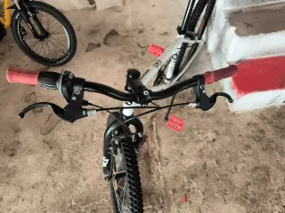 Bicicleta BTWIN RockRider 300 24"