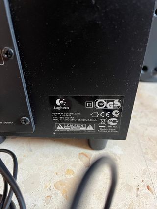 Altavoces logitech 2.1 z323