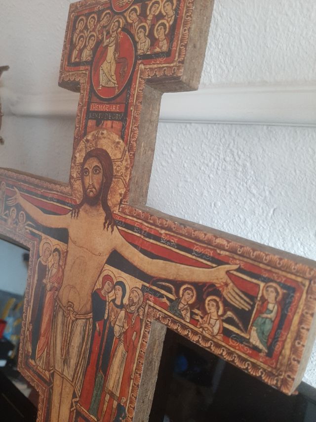 Cruz San Damián grande. 38,5 alto x 28 cm ancho