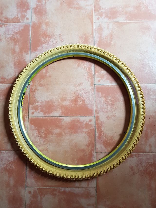 Cubierta 26" Panaracer Magic front retro