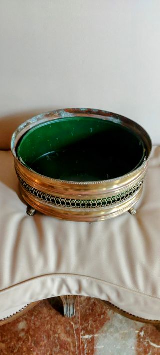 JARDINERA CENTRO DE MESA FRUTERO EN LATON