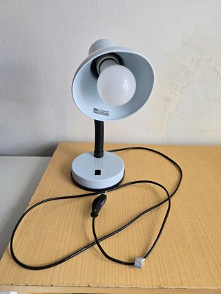 Lampara flexible de mesa