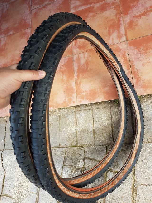 Pareja Cubiertas 26" IRC Mythos usadas