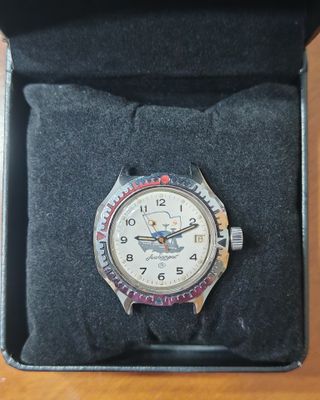 Reloj Vostok Amphibian submarino para hombre