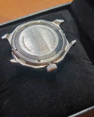 Reloj Vostok Amphibian submarino para hombre