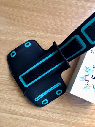 Kit Runner con Brazalete y Auriculares TWS