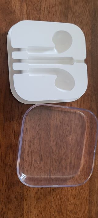 Caja audífonos Auriculares Iphone-Apple