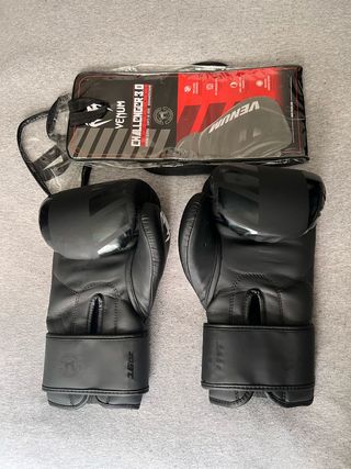 Guantes boxeo Venum