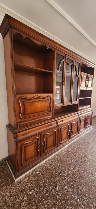 Mueble de salón grande en madera