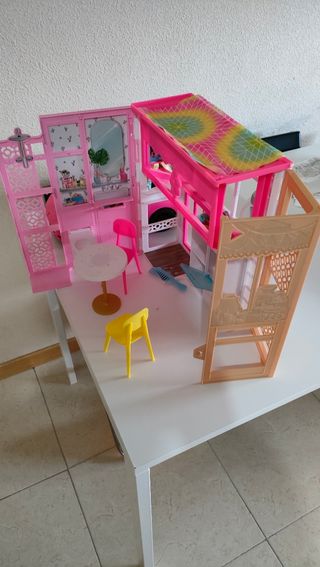 Casita más coche Barbie