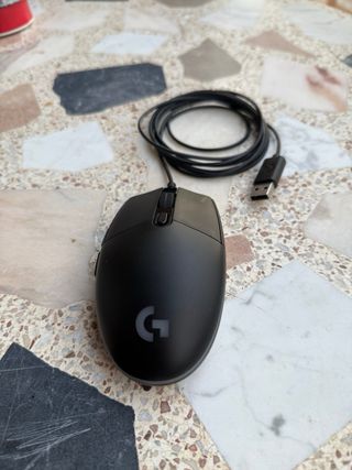 Raton logitech 203G