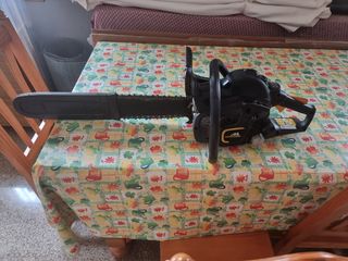 Motosierra MC Culloch CS35S. Gasolina