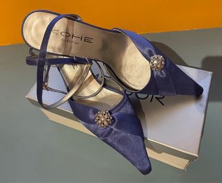 Zapatos tacon fiesta y cartera. 