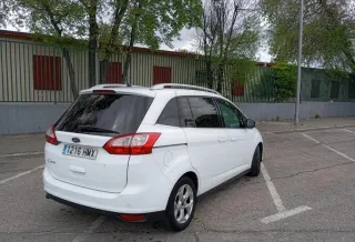 Ford Grand C-MAX 2012 7 plazas