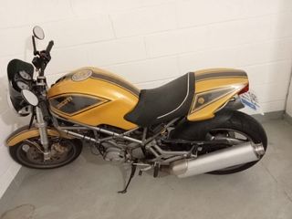 ducati monster 620 ie, 33000 millas. Buen estado