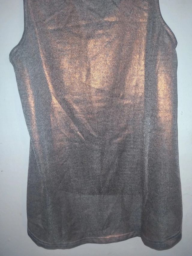 Ideal. Camiseta sin estrenar S. Desires