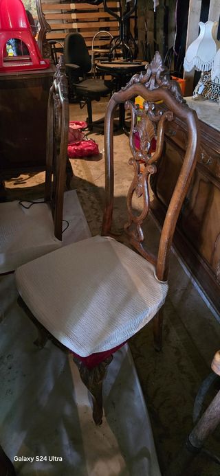 sillas en muy buen estado