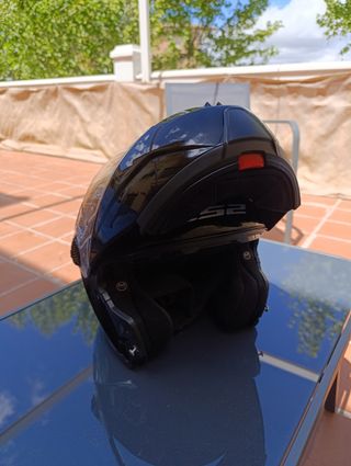 Casco modular marca L S2