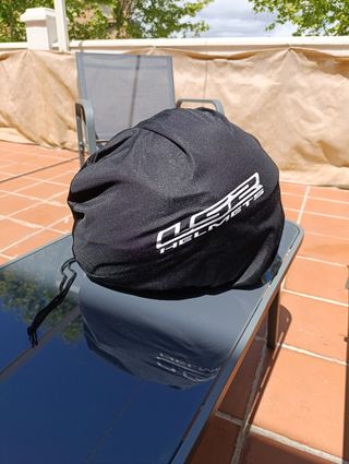Casco modular marca L S2