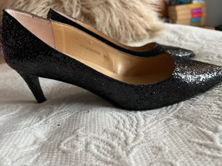 Zapatos tacones negro Zendra