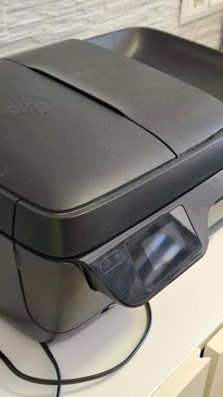 Impresora HP OfficeJet 3833 - Como nueva