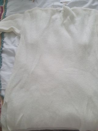 Jersey blanco chica con etiqueta TallaL 
