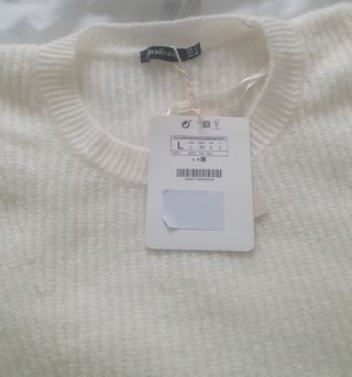 Jersey blanco chica con etiqueta TallaL 