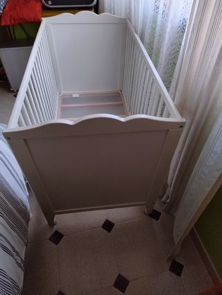 Cuna bebé de Ikea