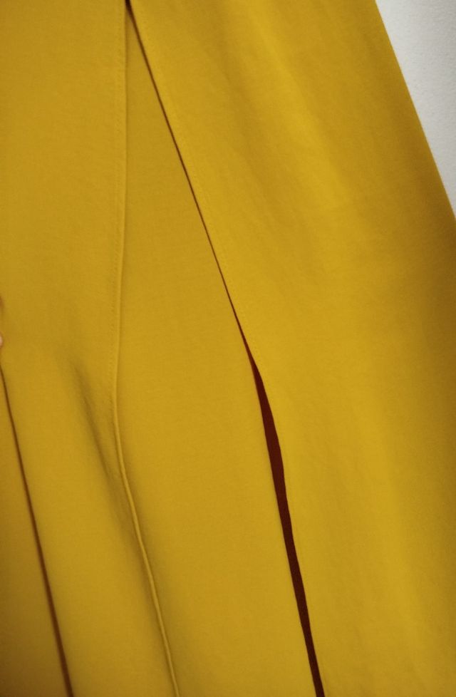 Falda larga ancha, con cinturilla elástica 