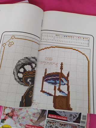 Lote de revistas punto de cruz años 80