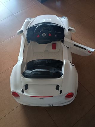 Coche batería infantil