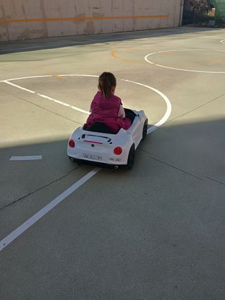 Coche batería infantil