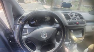 Mercedes-Benz Viano 2004
