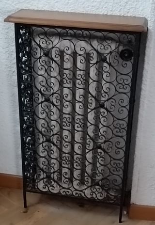 Cubre radiador de hierro forjado