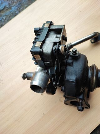 turbo de Peugeot 407 2.7 hdi motor uhz