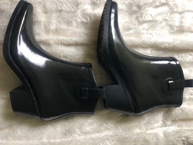 Botines de agua de tacon negros
