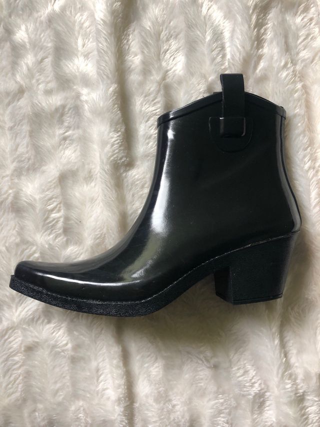 Botines de agua de tacon negros